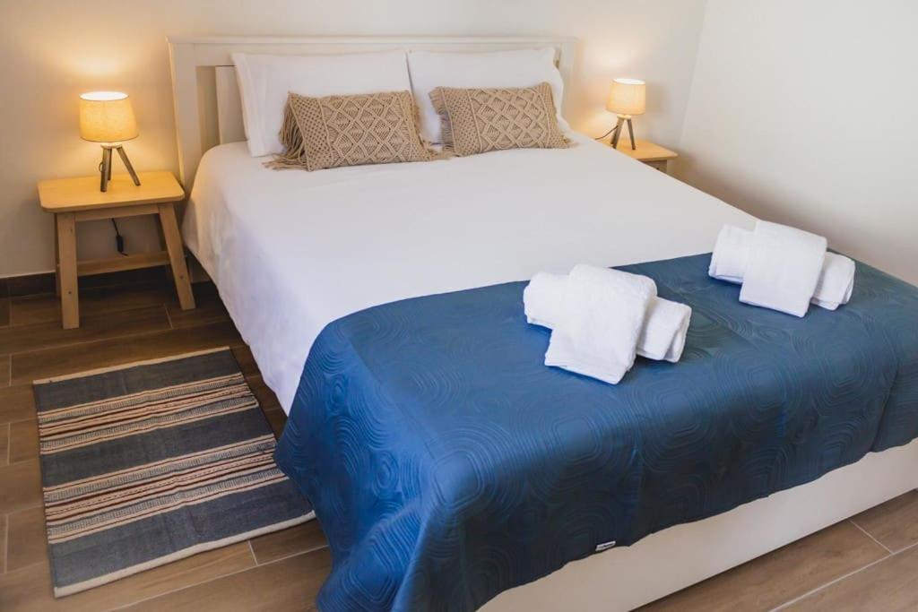 Lovely & Bright Renovated Apt. W/ Balcony In Lagos Extérieur photo