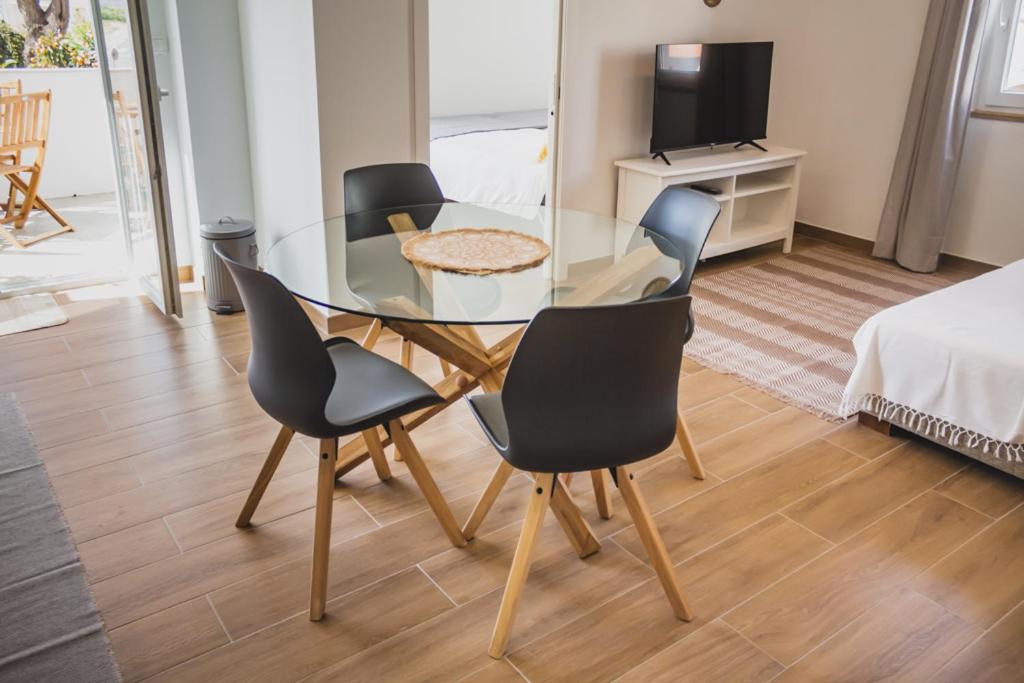 Lovely & Bright Renovated Apt. W/ Balcony In Lagos Extérieur photo
